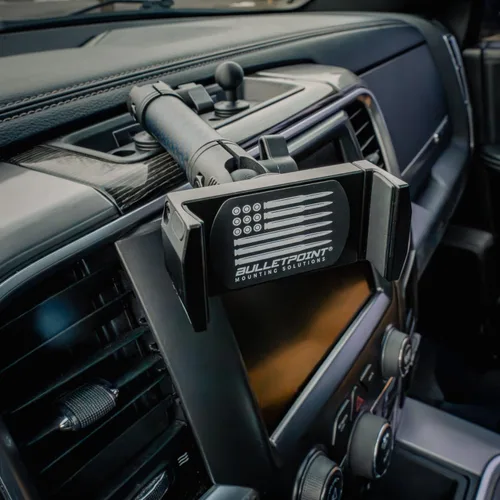 Vista 2 de Soporte para teléfono Bulletpoint compatible con panel de 2013-2018 RAM Truck y RAM 1500 Classic 2019+ con montaje de bola de 20 mm - Compatible