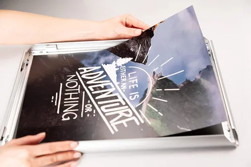 Vista 5 de BNV Marco de aluminio para póster de carga frontal / certificado de imagen, blanco, 8.5 x 11 pulgadas, perfil de 1 pulgada, montaje en pared, modo