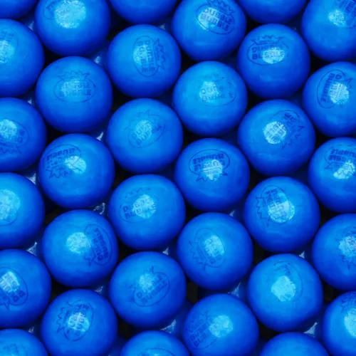 Vista 15 de Bolas de chicle para máquina de chicles de repuesto, 1 pulgada, 1.7 libras, 96 bolas de goma de mascar amarillas de plátano, goma de mascar