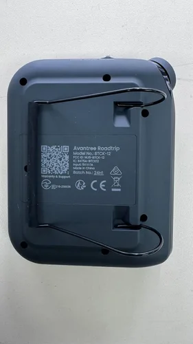 Vista 8 de Avantree Roadtrip - Altavoz Bluetooth para automóvil y transmisor FM inalámbrico 2 en 1 para transmitir audio del teléfono celular al altavoz