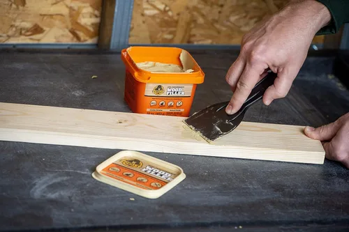 Vista 4 de GORILLA Masilla para Madera Multiusos, Acabado Natural, Tubo de 16 Onzas (Paquete de 1) - Resistente al Agua para Proyectos y Reparaciones