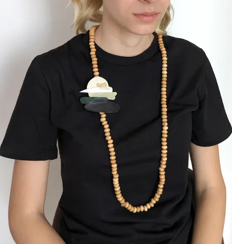 Vista 4 de Leather broochNature broochContemporary brooch.