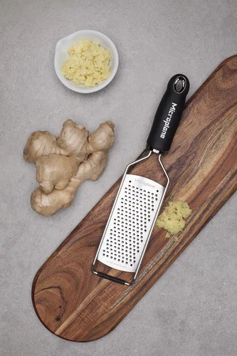Vista 5 de Microplane Gourmet Series - Rallador de queso grueso, 1 unidad (paquete de 1), color plateado