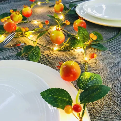 Vista 13 de Vid de mandarina con tira de luces LED, vid artificial de bayas de Kumquat de 6.6 ft, 1 cadena de 20 luces LED, funciona con pilas, decoración Vid