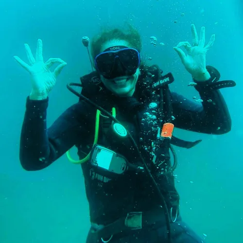 Vista 4 de Máscara Tidal - Máscara avanzada de buceo antivaho para buceo, esnórquel, buceo libre y natación. Lente de vidrio templado gran angular. La mejor