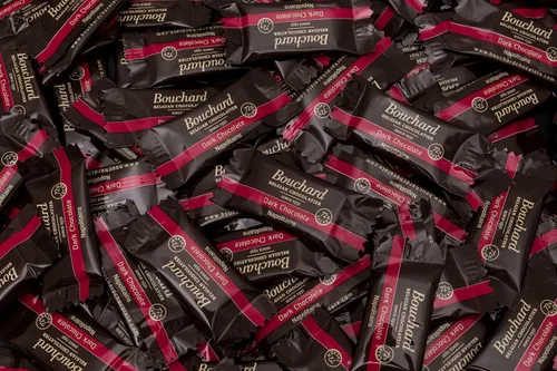 Vista 7 de Chocolate Belga Oscuro Premium Bouchard con 72% Cacao (150g / 5.29 OZ)