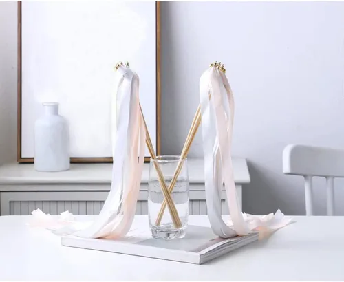 Vista 3 de Queenbox 20 cintas de madera para boda con campanas, serpentinas, palitos de hadas para fiestas, cumpleaños, ceremonias, decoración de Navidad, Rojo