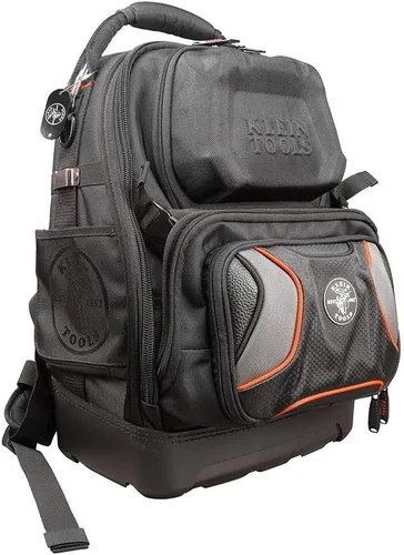 Vista 2 de Klein Tools 55485 Mochila de bolsa de herramientas, mochila duradera para electricista con 48 bolsillos para herramientas de mano, parte inferior