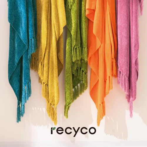 Vista 6 de RECYCO Manta Suave y Acogedora de Chenilla con Flecos de Borlas para Sofá, Silla, Cama, Sala de Estar (Verde Azulado, 50'' x 60'')
