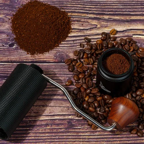 Vista 9 de Molinillo de café manual, molinillo de café de manivela para expreso, prensa francesa y vertido, molinillo de café portátil para acampar y viajar