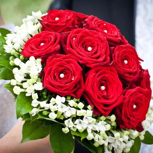 Vista 5 de Flores artificiales, 25 rosas falsas de espuma de aspecto real con tallos para bricolaje, ramos de boda, centros de mesa, arreglos, mesas de fiesta