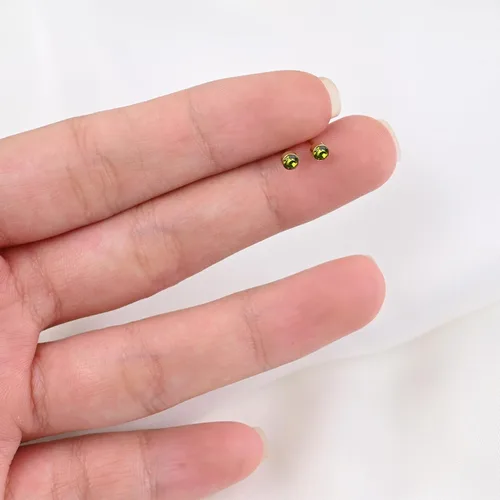 Vista 3 de Tiny Green Stud Earrings 14K Gold Plated 3mm Peridot Stud Earrings for Women Hypoallergenic Round Birthstone Post Earrings for Gift