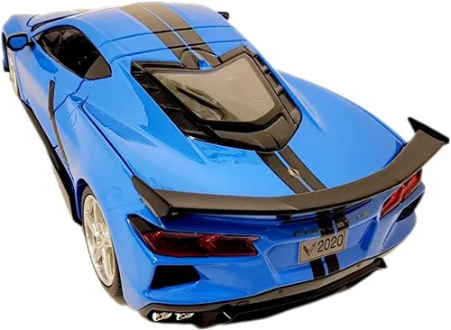 Vista 5 de Chevy Corvette Stingray C8 Coupé 2020 con ala alta azul con rayas negras 118 modelo fundido a presión Car31455