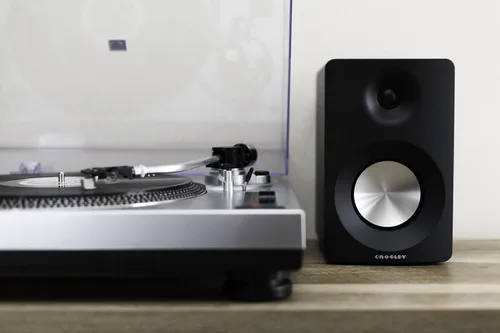 Vista 5 de Reproductor de Tocadiscos con Correa de Tracción Crosley C100A-SI con Contrapeso Ajustable, Plata