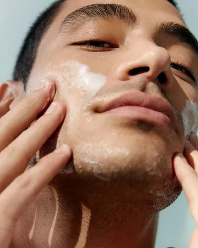 Vista 4 de NIVEA Gel de lavado Derma Clear para piel propensa a imperfecciones150ml