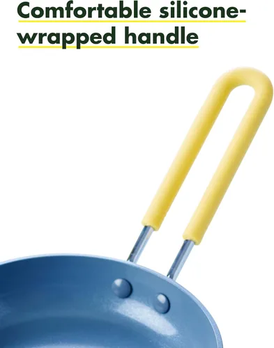 Vista 5 de GreenPan Mini Sartén Antiadherente de Cerámica Saludable, Sartén Redonda para Huevos de 5", Libre de PFAS, Apta para Lavavajillas, Mango que se