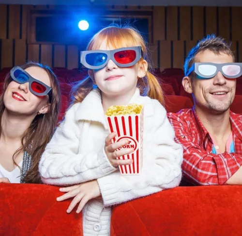 Vista 6 de Paquete de 4 recipientes de plástico para palomitas de maíz clásicas a rayas rojas y blancas para noche de cine, cajas reutilizables de palomitas