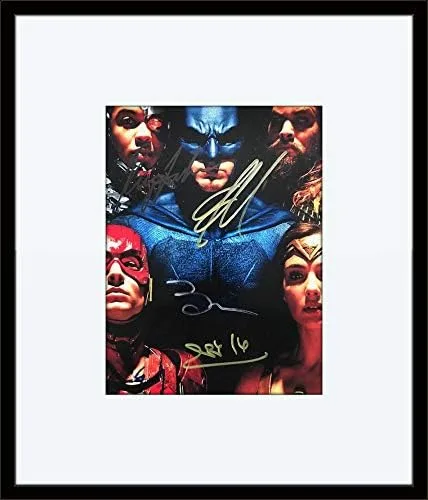 Foto autográfica enmarcada de los miembros del elenco de Marvel Justice League con certificado de autenticidad