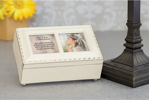 Vista 7 de Caja musical para joyas que reproduce el Ave María, regalo para Mi primera comunión.