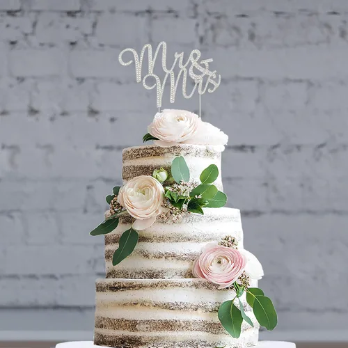 Vista 3 de Decoración para torta con inscripción Mr. and Mrs.
