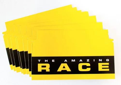 Vista 2 de Amazing Race Sobres amarillos con tira de lágrima para fiesta - Juego de 10