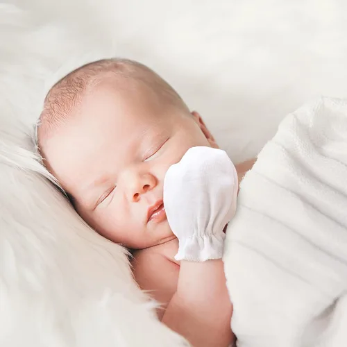 Vista 6 de BQUBO - Guantes elásticos de algodón para recién nacidos, antiarañazos, hipoalergénicos, para bebés de 0 a 6 meses