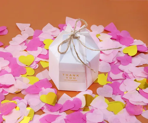 Vista 4 de ONLYKXY 4000 piezas de papel de seda, confeti de flores, confeti, forma de corazón, pétalos, mesa de confeti, decoración de boda, confeti