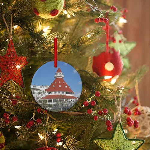 Vista 3 de Hotel Del Coronado - Adornos para árbol de Navidad de playa, adornos de Navidad 2022, impresión de doble cara de 2.75 pulgadas