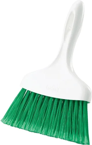 Vista 3 de Libman Escoba batidora 1030 con orificio para colgar para almacenamiento