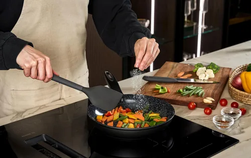 Vista 2 de Zyliss Ultimate Ceramic Cookware, sartén antiadherente, 9.5