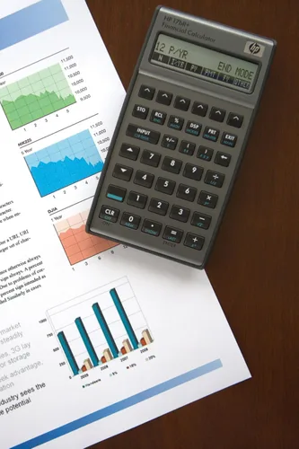 Vista 3 de HP 17BII Calculadora financiera color plateado