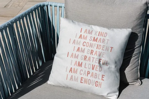 Vista 3 de Funda de almohada bohemia con texto en inglés "I Am Kind Smart Confident Brave Loved Loved - Funda de cojín decorativa de 18 x 18 pulgadas, diseño