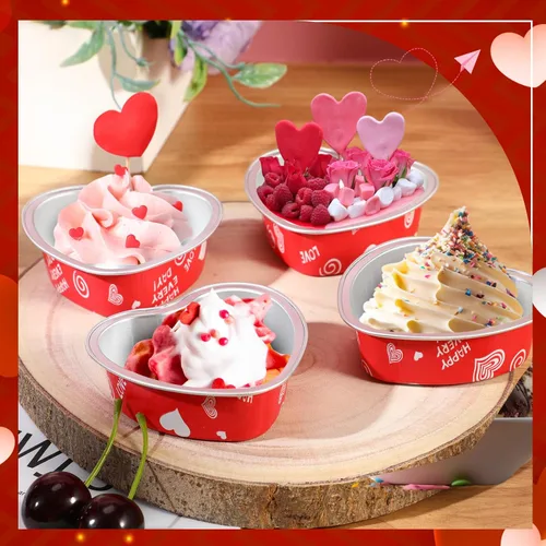 Vista 3 de Domensi Juego de 100 moldes de papel de aluminio en forma de corazón, mini tazas para cupcakes con tapas, molde para flan, desechables, para el día