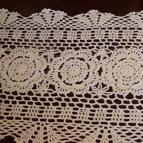 Vista 2 de Phantomon Camino de mesa ovalado de encaje, manteles individuales de ganchillo hechos a mano, 100% algodón (beige ovalado, 12 x 24 pulgadas)