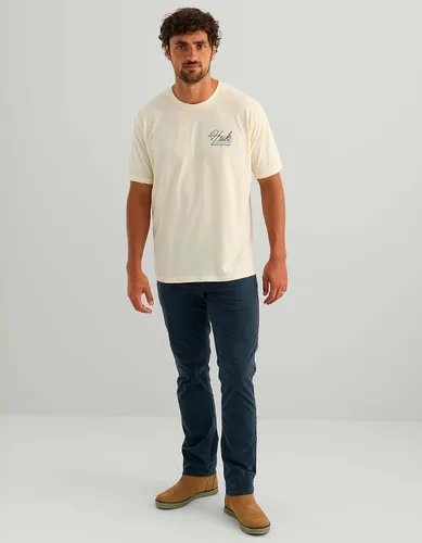 Vista 61 de HUK Mens Fishing Graphic Tee, Performance Short Sleeve, Quick-Dry Bass Bones - Búho nocturno