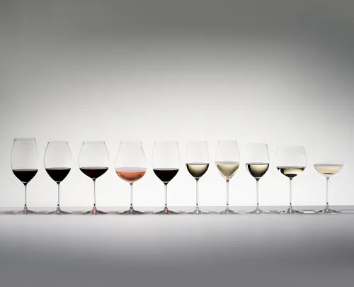 Vista 7 de Riedel Veritas Old World Pinot Noir - Juego de 2 vasos