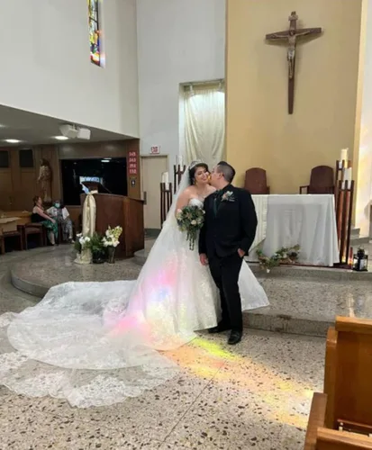 Vista 7 de NCDIMS Newdeve - Velos de boda longitud de la catedral 2 niveles con borde de encaje rubor con peine