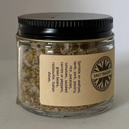 Vista 3 de Salt Traders Sabor a tomillo de hinojo, sal marina con infusión gourmet - 1.5 oz de peso neto.