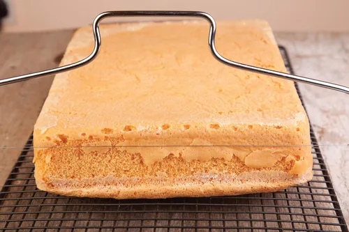 Vista 5 de Mrs. Anderson's Baking Cortador y nivelador de pastel de 2 hilos ajustable, acero inoxidable, plata