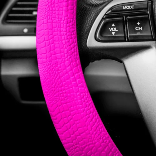Vista 7 de FH Group Funda universal de volante de silicona con patrón de serpiente y agarre masajeador, en color rosa bebé, compatible con la mayoría de autos