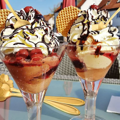 Vista 7 de Maitys Juego de 16 cucharas de café con flores de acero inoxidable, para postre, azúcar, helado, cucharas de té, para cocina, café o bar (dorado)