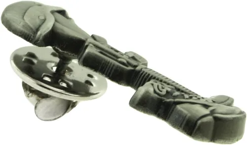 Vista 2 de PinMart Pin de solapa de plata de soldado caído de la cruz de batalla del tributo final