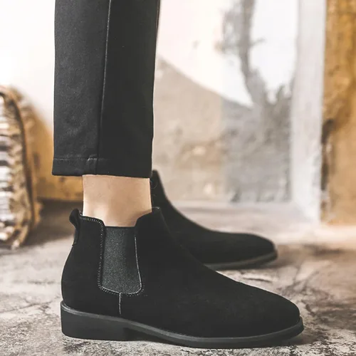 Vista 3 de Optigard Botas Chelsea de gamuza para hombre, puntera puntiaguda, cómodas, antideslizantes, tacón bajo, botas de vestir de cuero