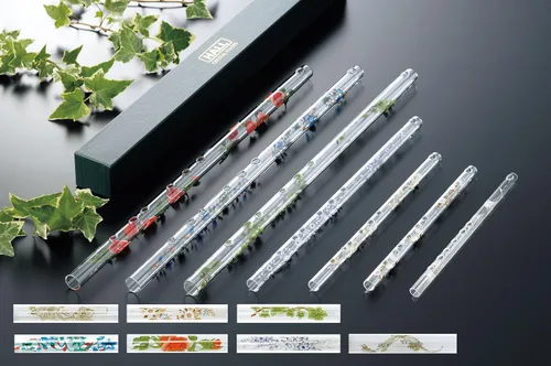 Vista 2 de Hall Crystal Flute 12202 - Flauta de cristal en línea en D - Carolina