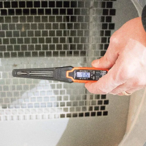 Vista 7 de Klein Tools Termómetro infrarrojo IR1, pistola láser digital es un termómetro sin contacto con un rango de temperatura de -4 a 752 grados Fahrenheit