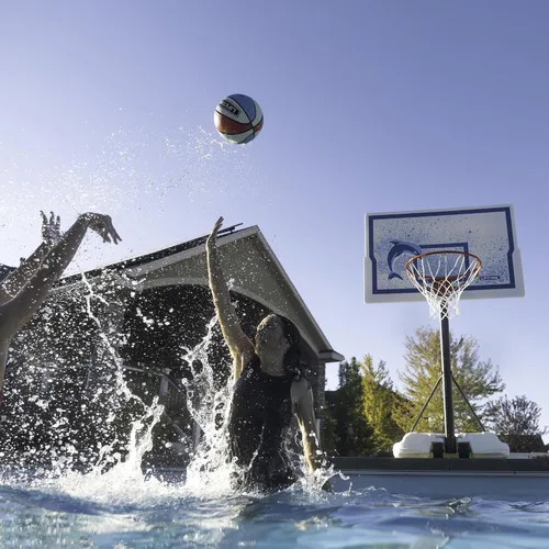 Vista 9 de Lifetime Aro de baloncesto portátil junto a la piscina, tablero de impacto de 44 pulgadas