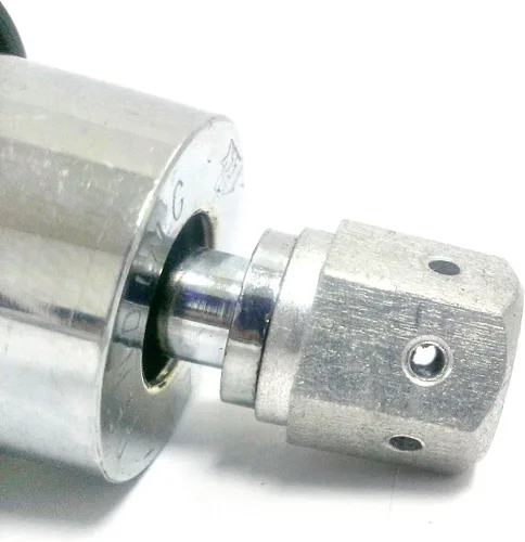 Vista 2 de Prestige Silbato regulador de presión con montaje de peso para ollas a presión Prestige