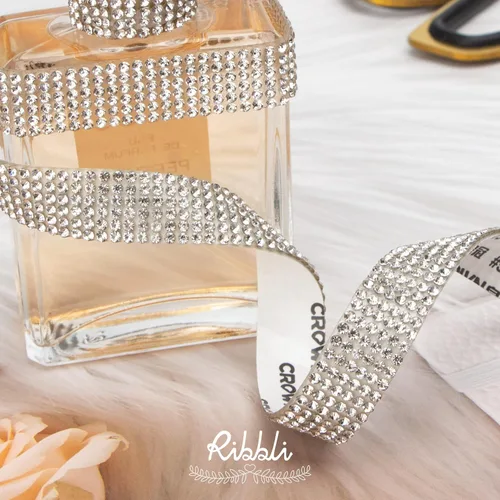 Vista 3 de Ribbli Cinta autoadhesiva de diamantes de imitación de cristal, para manualidades, rollo plateado brillante para decoración de pasteles