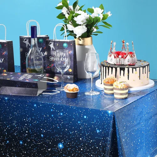 Vista 3 de 1 mantel espacial de noche estrellada, decoración de mesa de galaxia de plástico, suministros de fiesta temática de estrellas espaciales