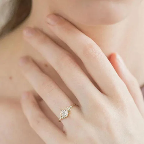 Vista 6 de Koguxuix Anillo vintage de oro anillo de compromiso con circonita cúbica y diamantes de cristal, anillo de boda de oro de 14 quilates Milgrain (8)